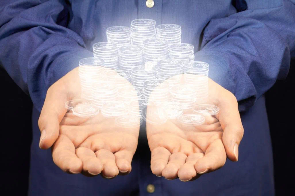 华映“几面之缘”投了数千万，80后掘金数据闭环