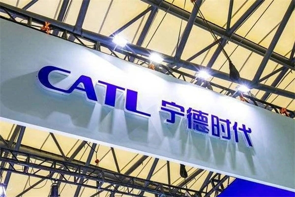 从“一家独大”到“群狼环伺”，宁德时代“自救”胜算几何？