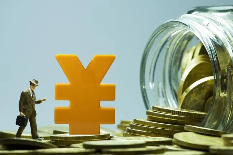 巨亏之后，顶级大佬“下课”了