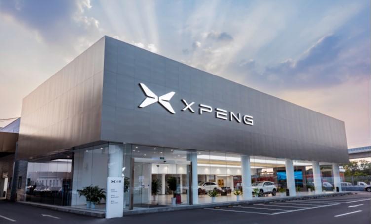 小鹏汽车“降速掉队”，新车X9能让何小鹏睡个好觉吗？