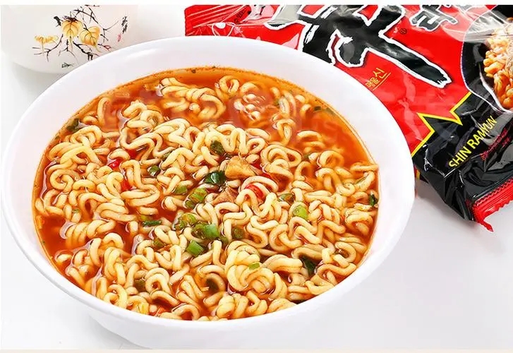这家方便面巨头，是如何风靡全球的？