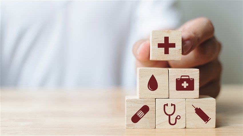 “卫校老师”下海卖药冲刺IPO，老婆短线交易遭罚！