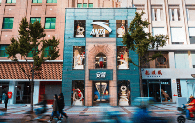 安踏与耐克的真实距离还很遥远