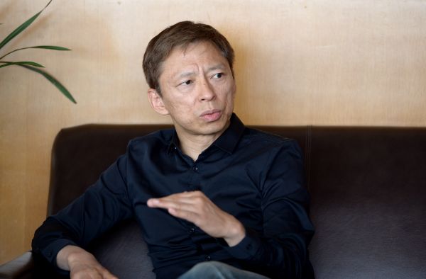 张朝阳在“折腾”什么？从“互联网大佬”到“物理网红”