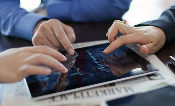 交银施罗德“名将”王崇卸任交银精选，高位押注海吉亚医疗引基民质疑