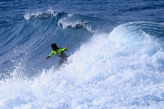 踏浪智行掘金水上运动设备万亿新蓝海，连续完成两轮融资！