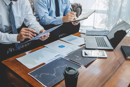 超透镜设计制造厂商，上演了一轮资本“团购”