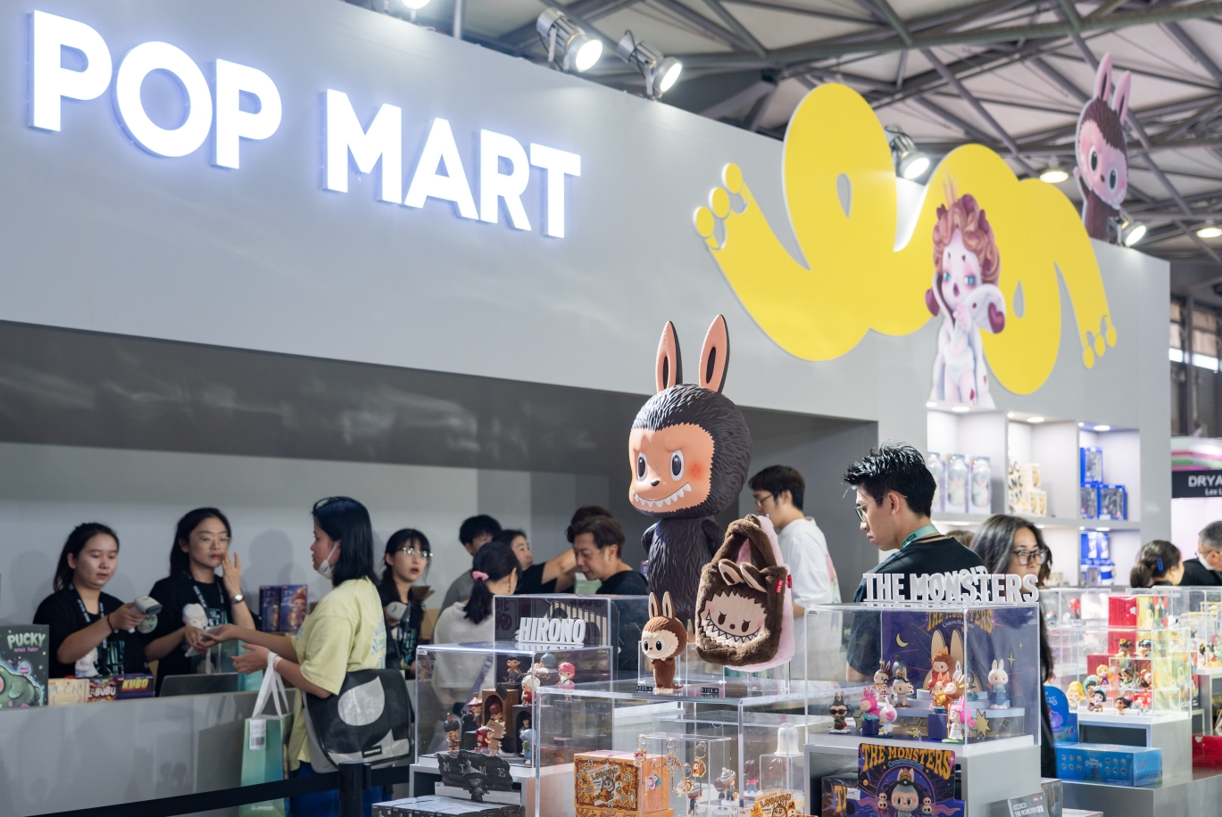 河南新首富，靠Labubu上位