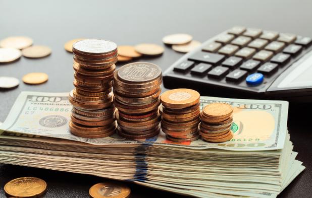 53岁华裔，执掌4000亿VC