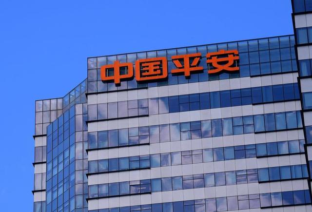 平安基金黄维旗下产品相互抄作业，高位买嵘泰股份引质疑