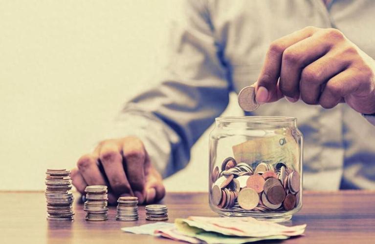 泰信基金三剑客不及预期，王博强在管4只基金不足10亿