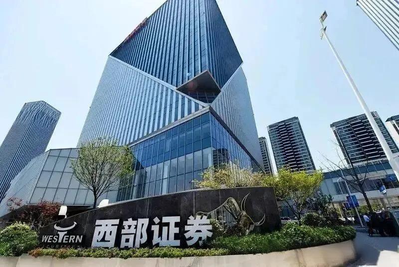 西部利得新富、策略优选双双下跌,主动权益人才匮乏需引援?