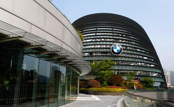 宝马中国，做LP了