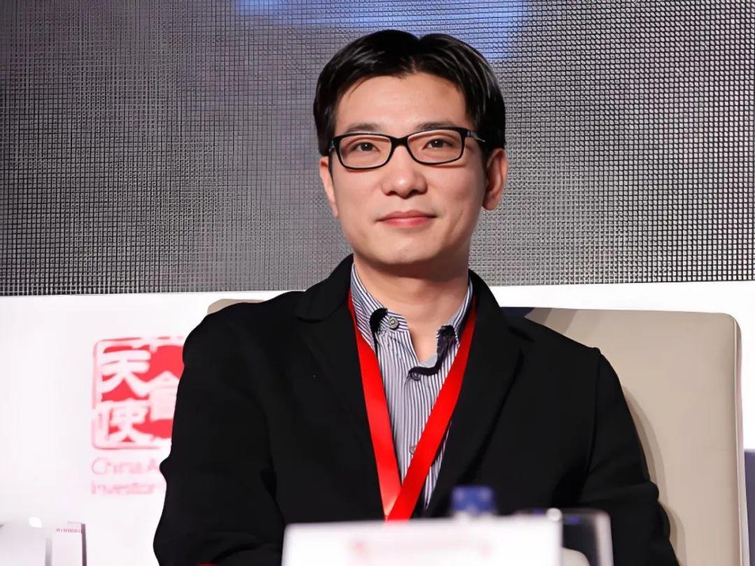 套现超10亿，蔡文胜今年14笔减持美图