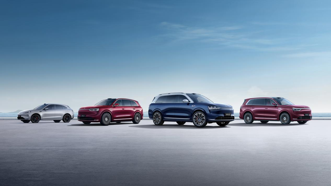 赛力斯港股上市书写历史:中国车企最大规模IPO