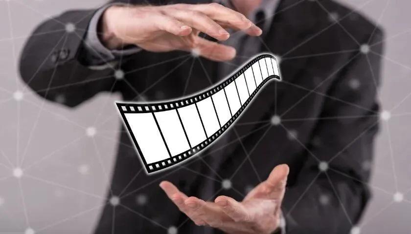 6.96亿人追短剧，长视频平台的黄金时代，真的结束了吗？