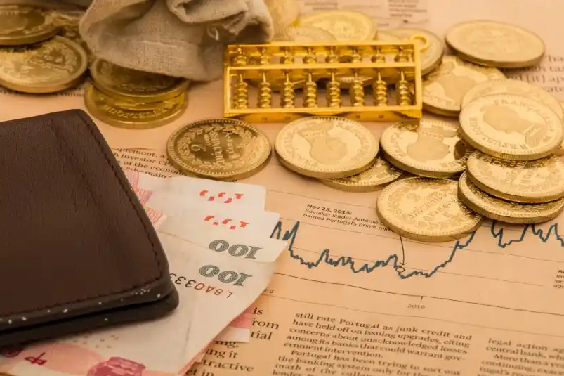 2000亿，一家PE卖身