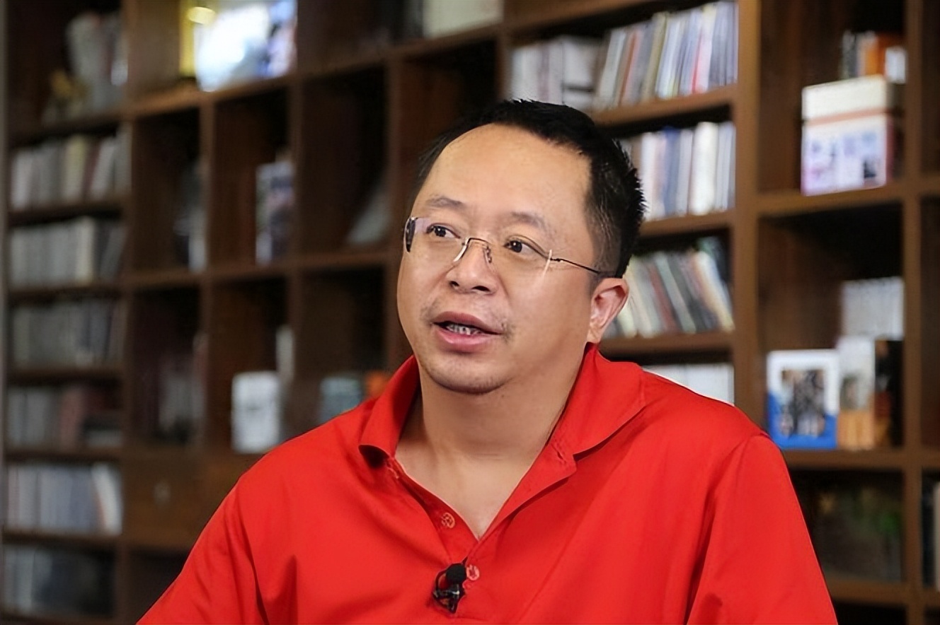 周鸿祎给员工自动充值“１亿Token”：360进入AI协作时代
