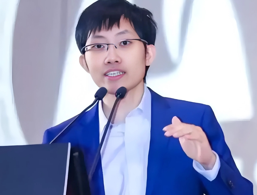 DeepSeek要入局具身智能，梁文锋新动作！